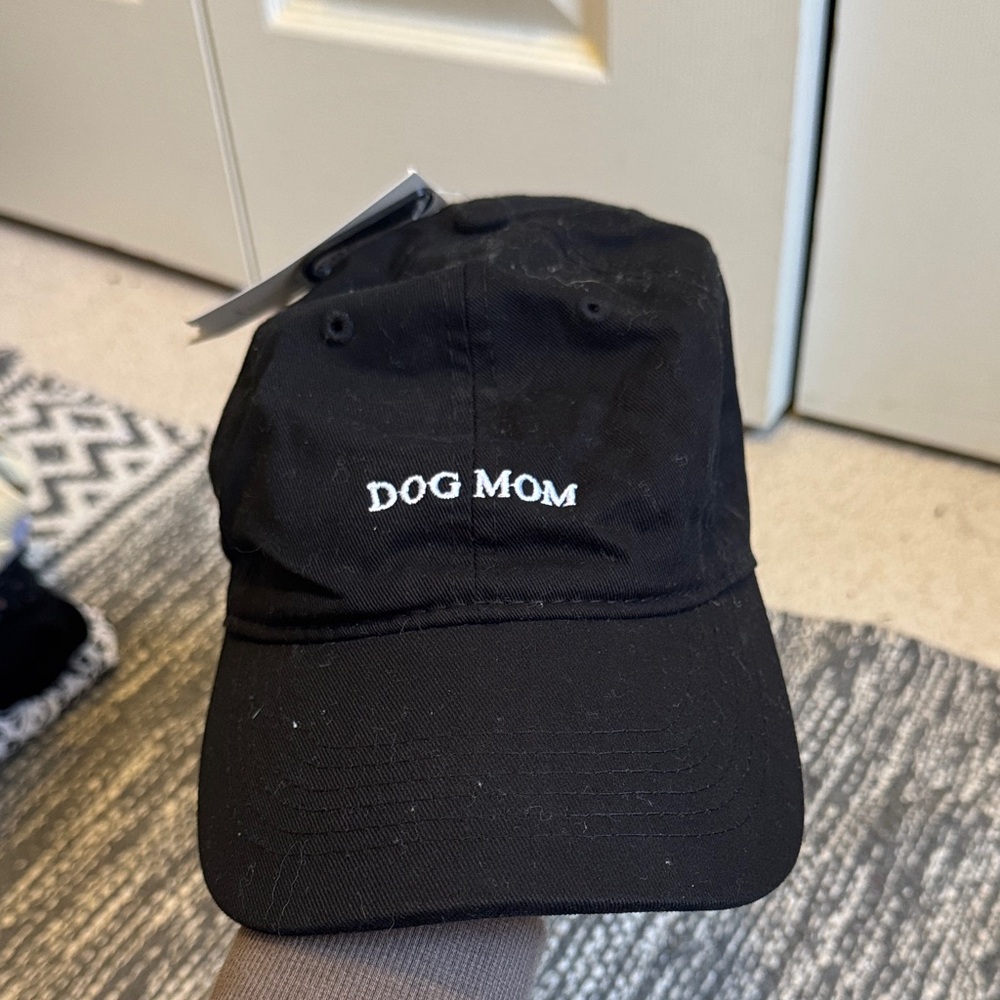 Francesca's Collections Black 'Dog Mom' Cap